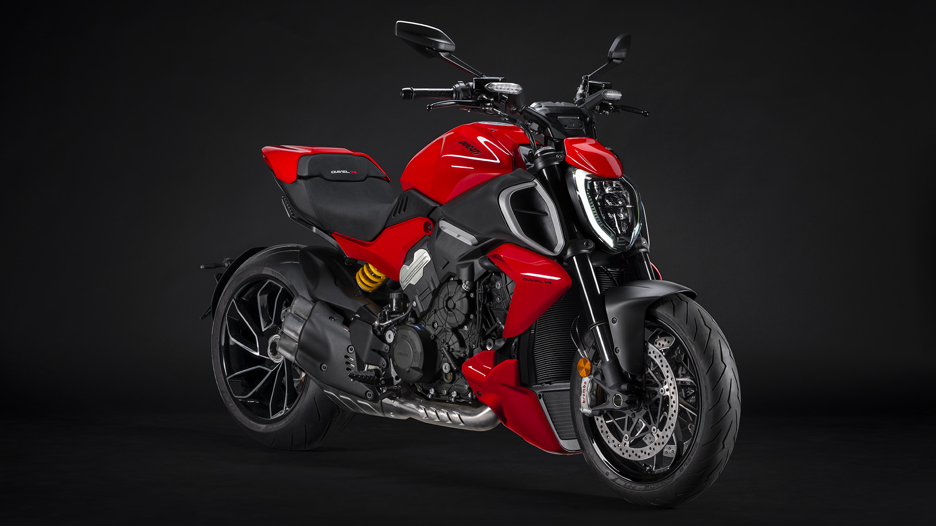 Ducati-Diavel-V4-MY23-overview-gallery-1920x1080-01__1_