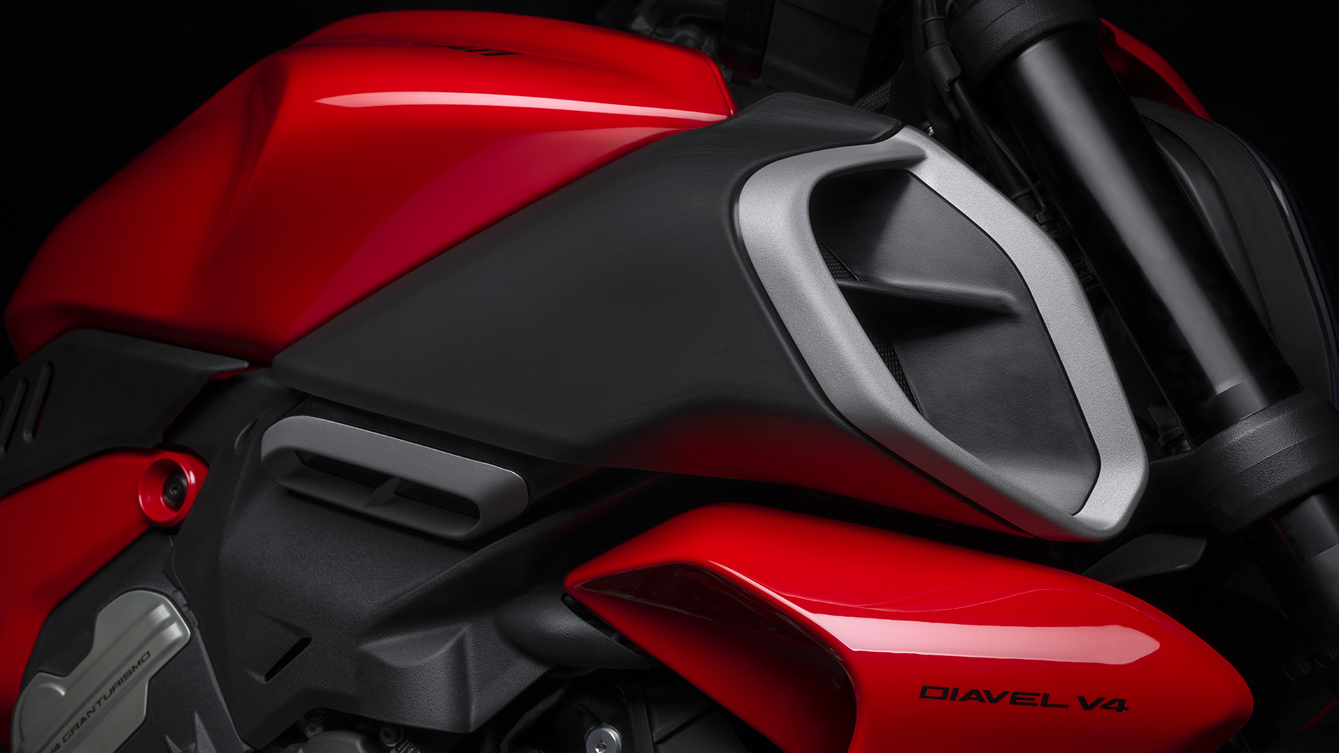 Ducati-Diavel-V4-MY23-overview-gallery-1920x1080-03__1_