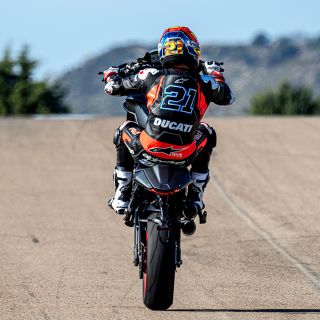 Monster-937-01-Gallery-Rinaldi-1920x1080